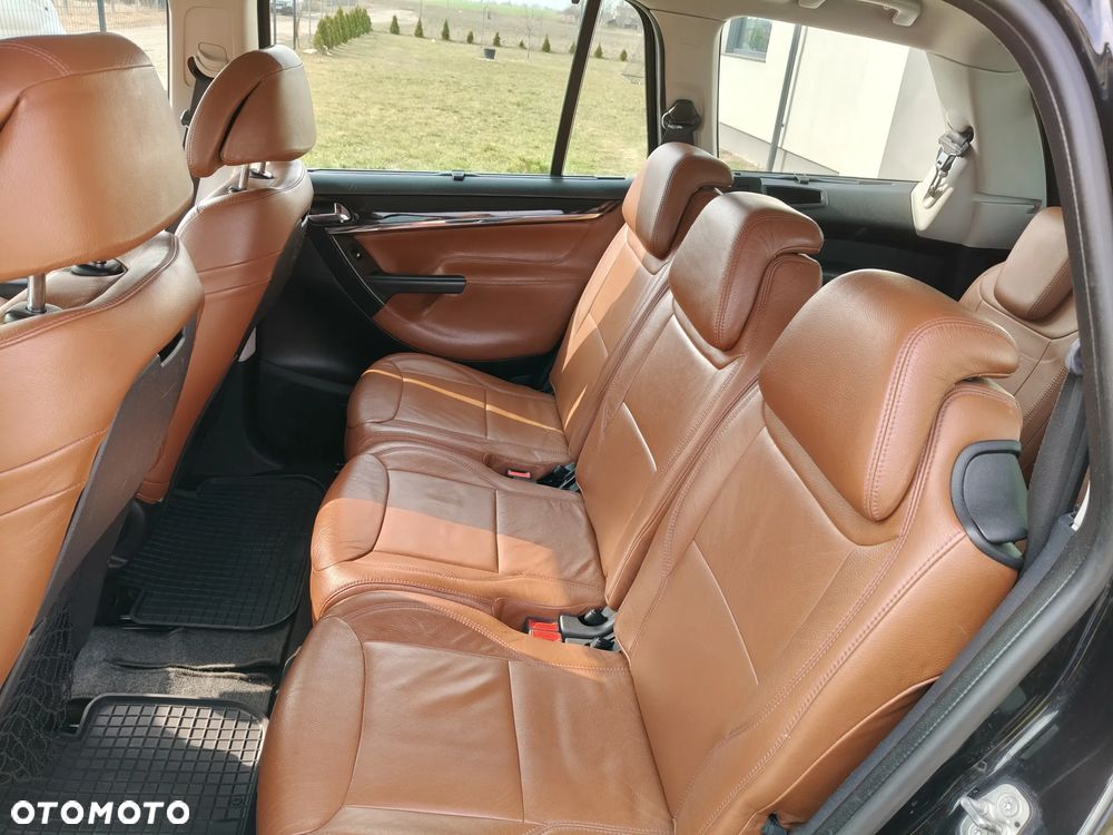 Citroën C4 Grand Picasso 2.0i Exclusive MCP - 15