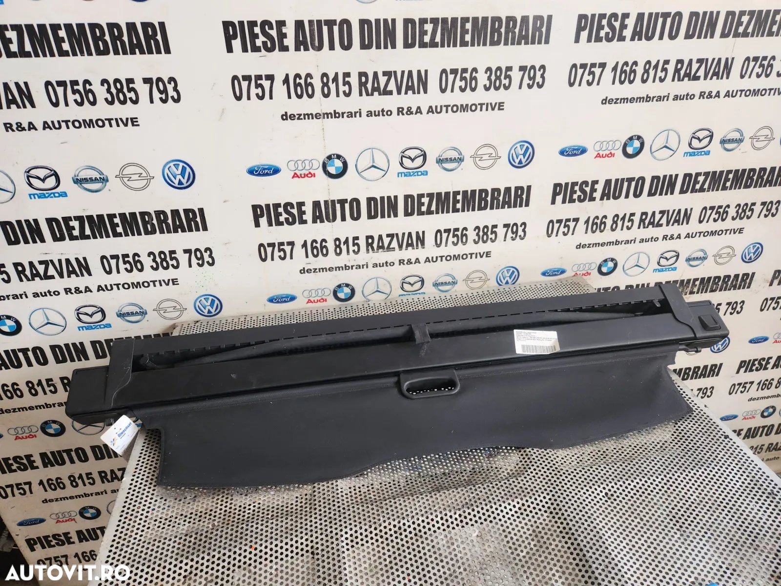 Rulou Plasa Separator Portbagaj Bmw Seria 5 F11 - Dezmembrari Arad - 3