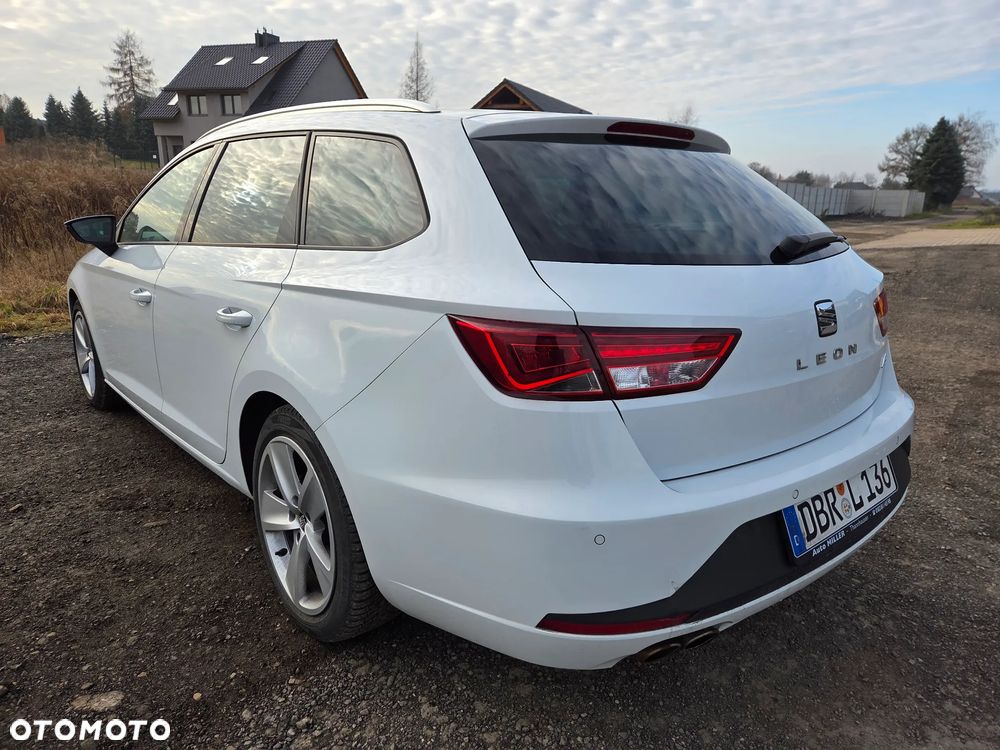 Seat Leon 2.0 TDI DPF DSG FR - 4