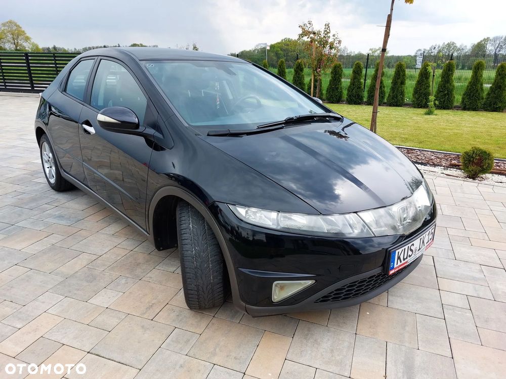 Honda Civic 1.8 Comfort - 28