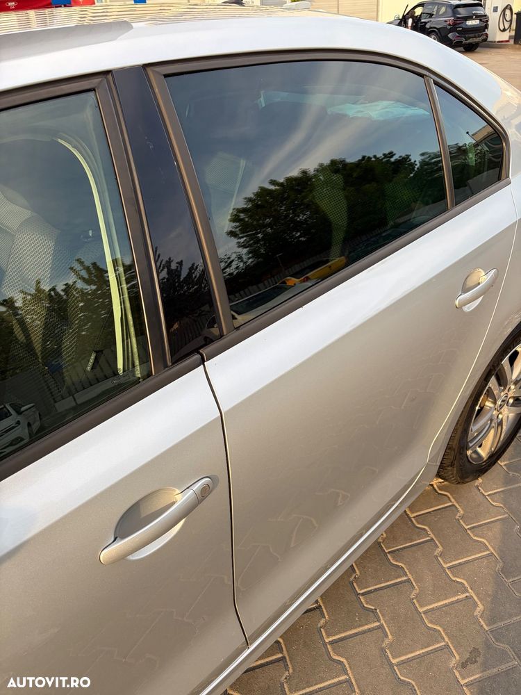 Volkswagen Jetta 1.2 TSI Comfortline - 11
