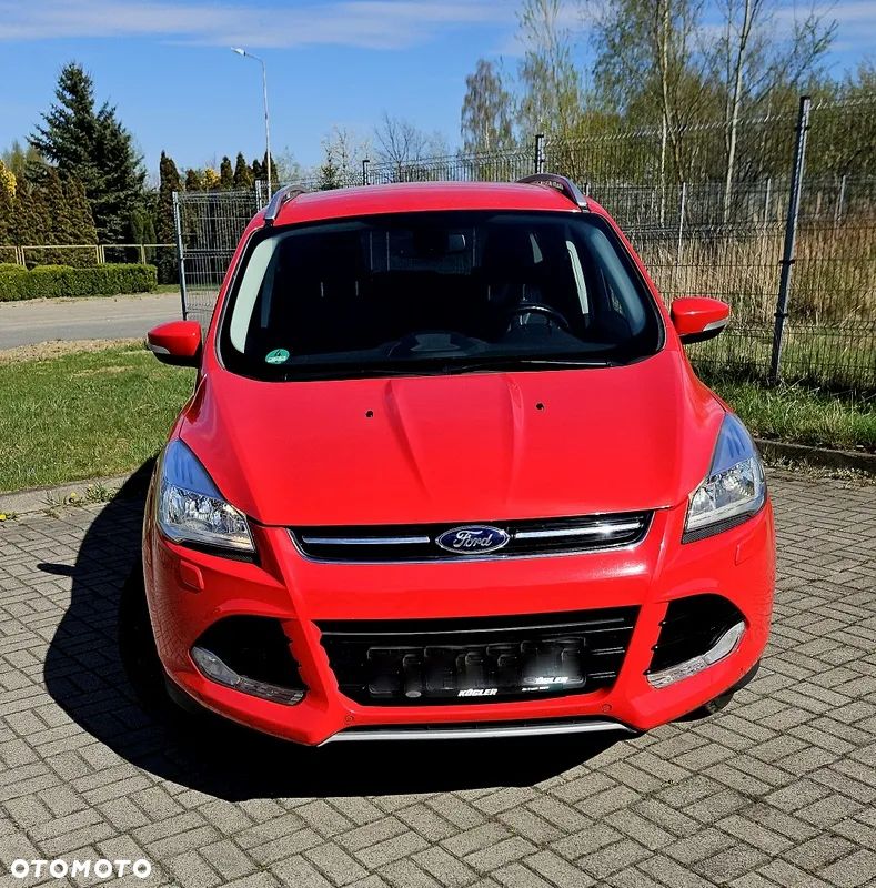 Ford Kuga 2.0 TDCi 2x4 Titanium - 11