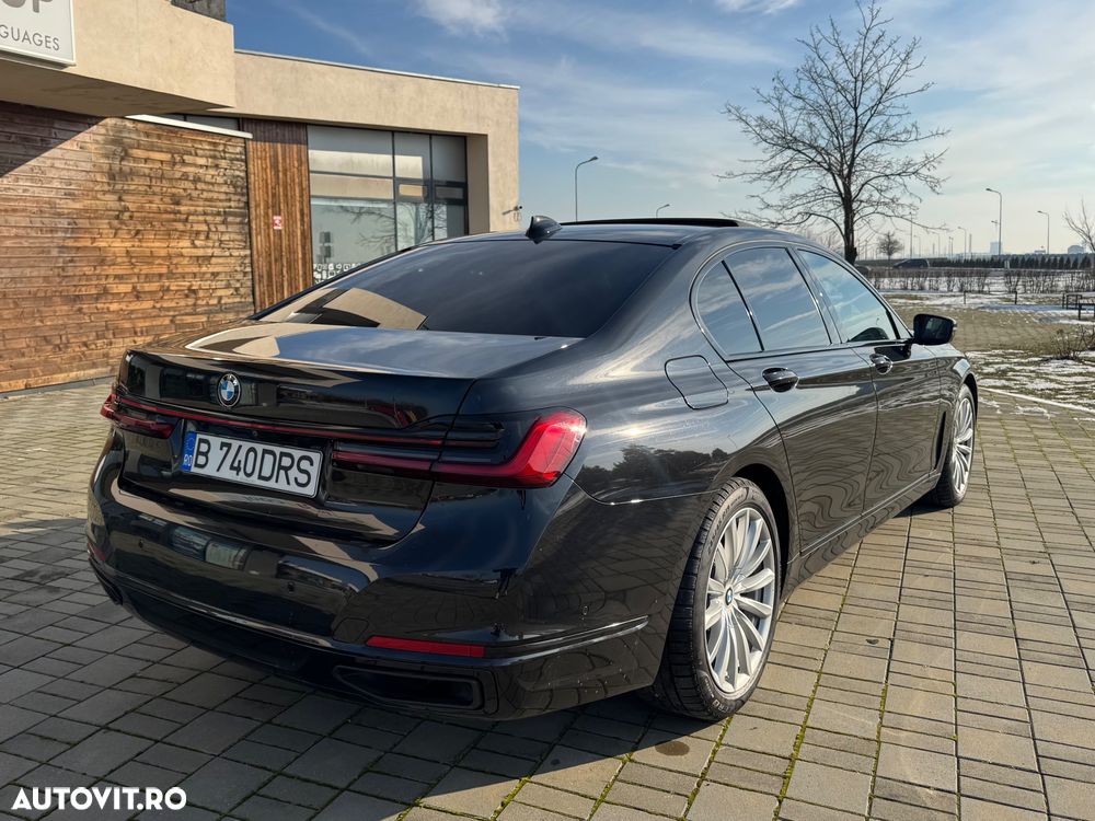 BMW Seria 7 740d xDrive MHEV - 6