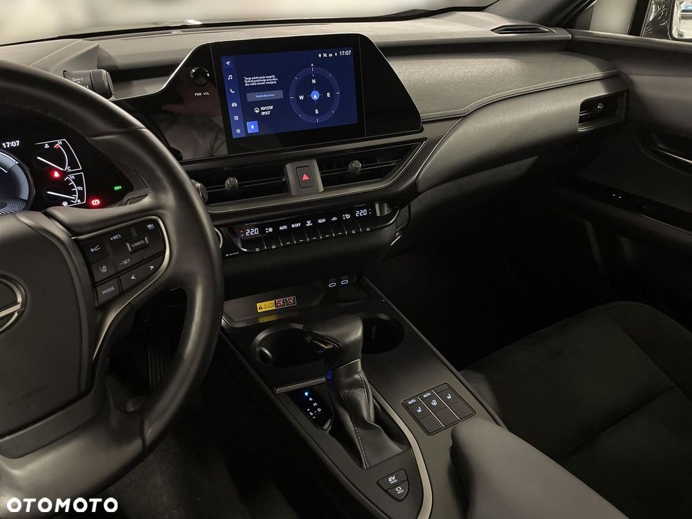 Lexus UX 250h GPF Business 2WD - 21