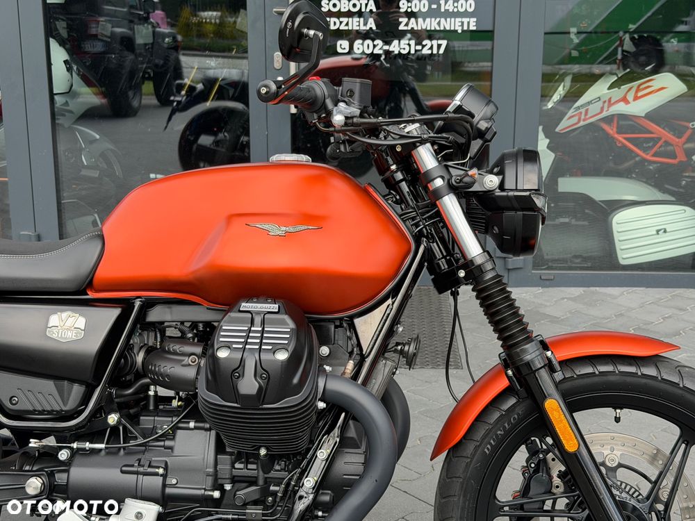 Moto Guzzi V7 - 10