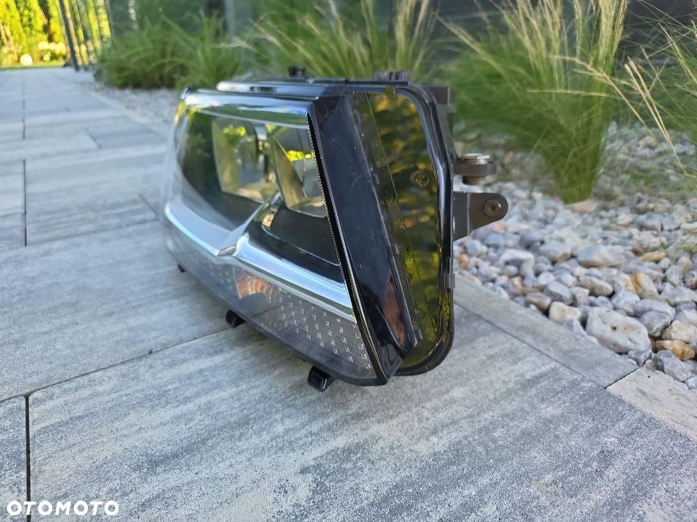 VW TIGUAN 2 II 5NN ALLSPACE Lampa prawa przód Zwykła H7 Led 5NN941006 - 3