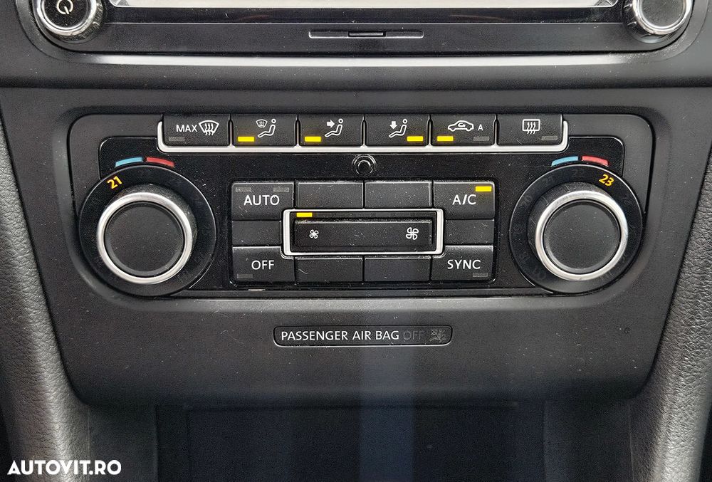 Volkswagen Golf - 18