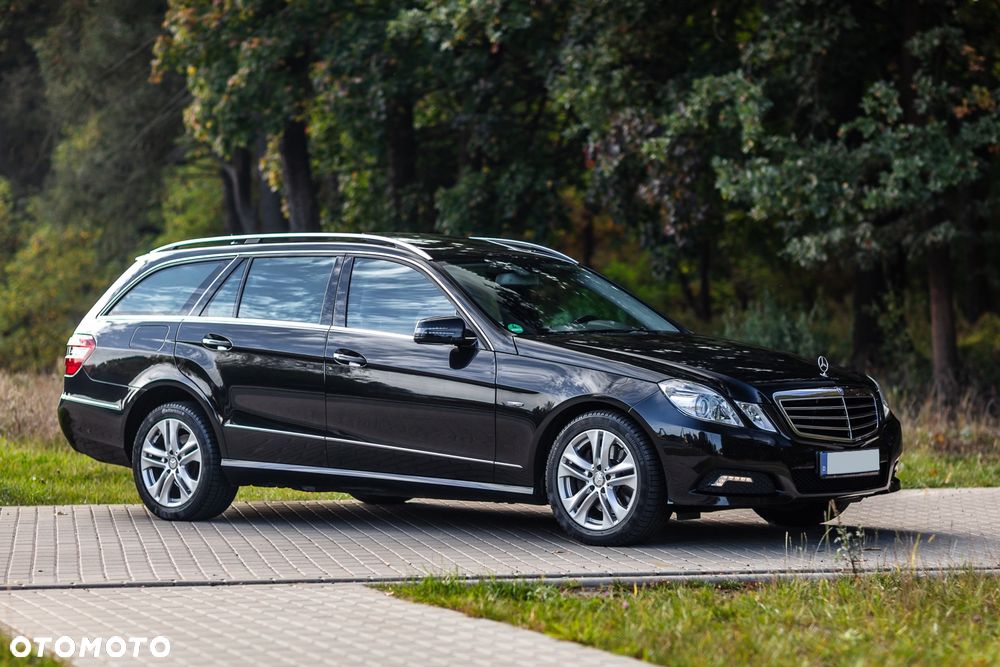 Mercedes-Benz Klasa E 250 BlueEFFICIENCY 7G-TRONIC Avantgarde - 5