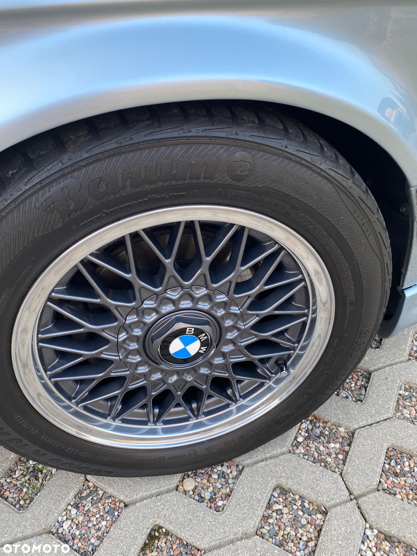 BMW Seria 3 325e - 4