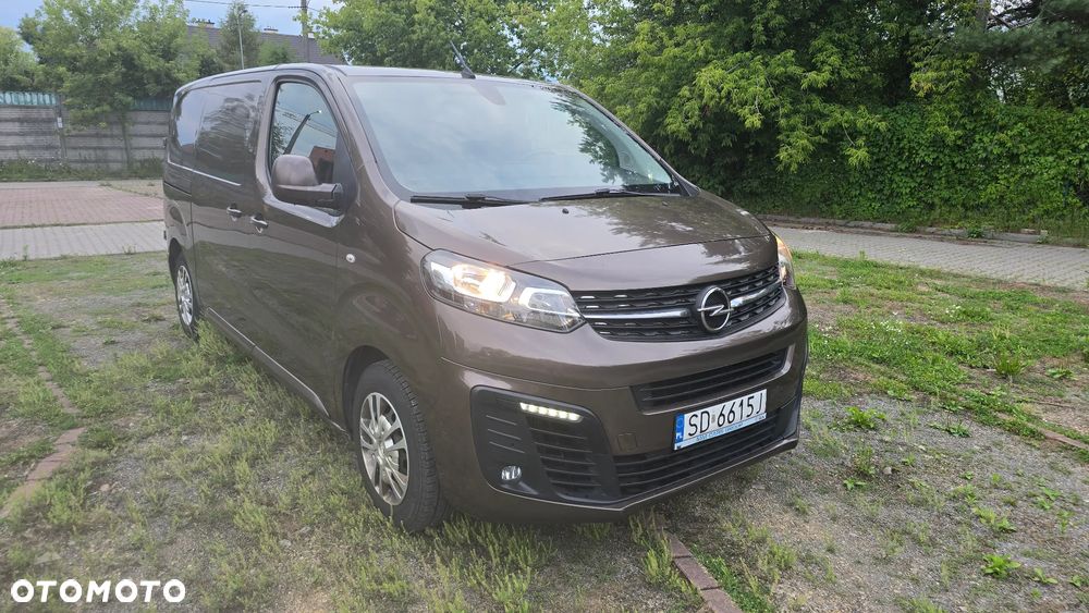 Opel Vivaro - 8
