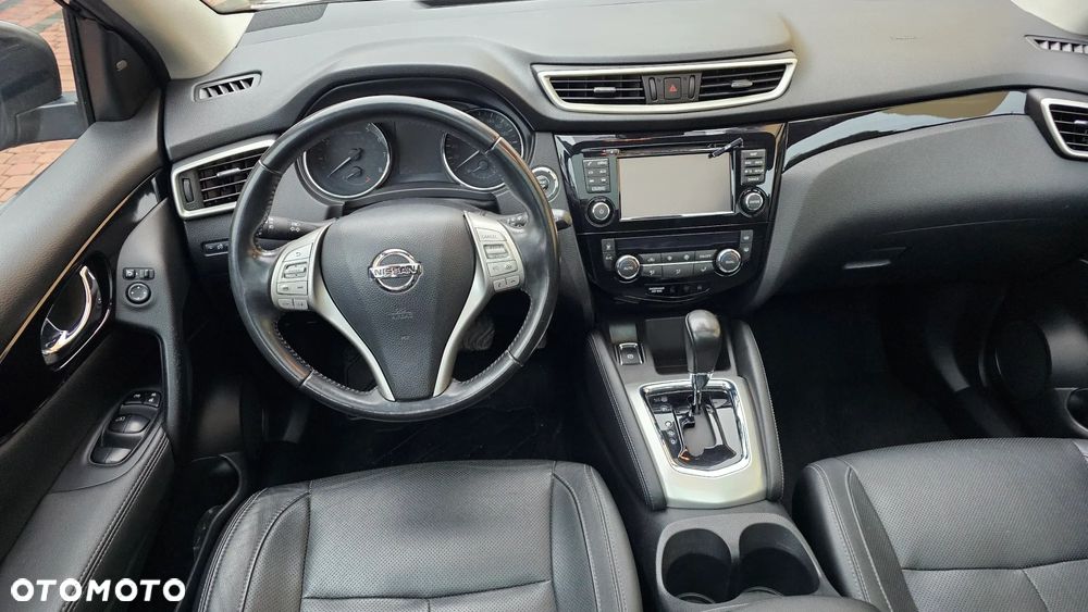 Nissan Qashqai 1.2 DIG-T Xtronic TEKNA - 28