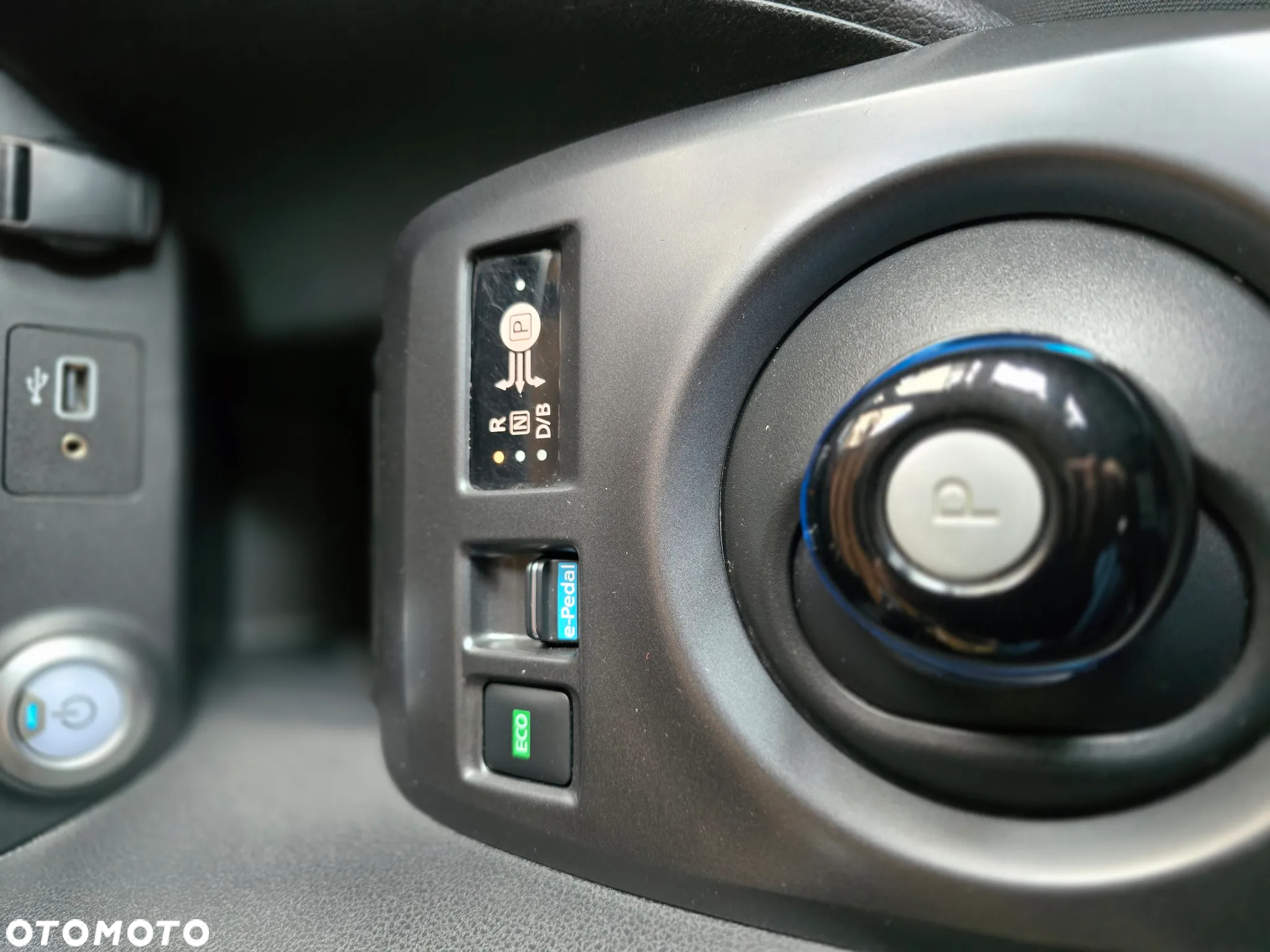 Nissan Leaf 40kWh Acenta - 12