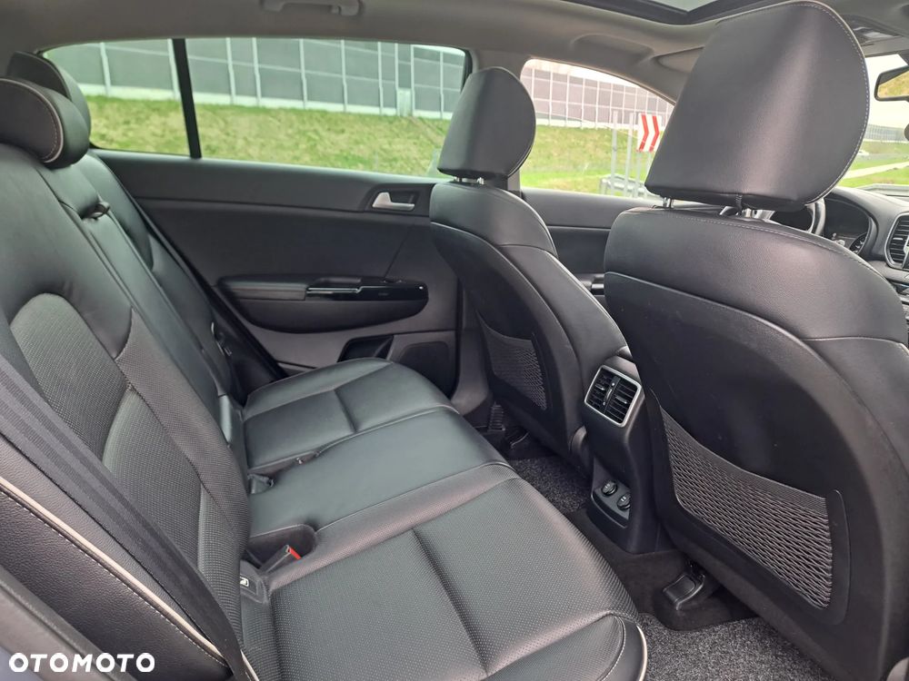 Kia Sportage 2.0 CRDI 4WD Automatik Dream-Team Edition - 20