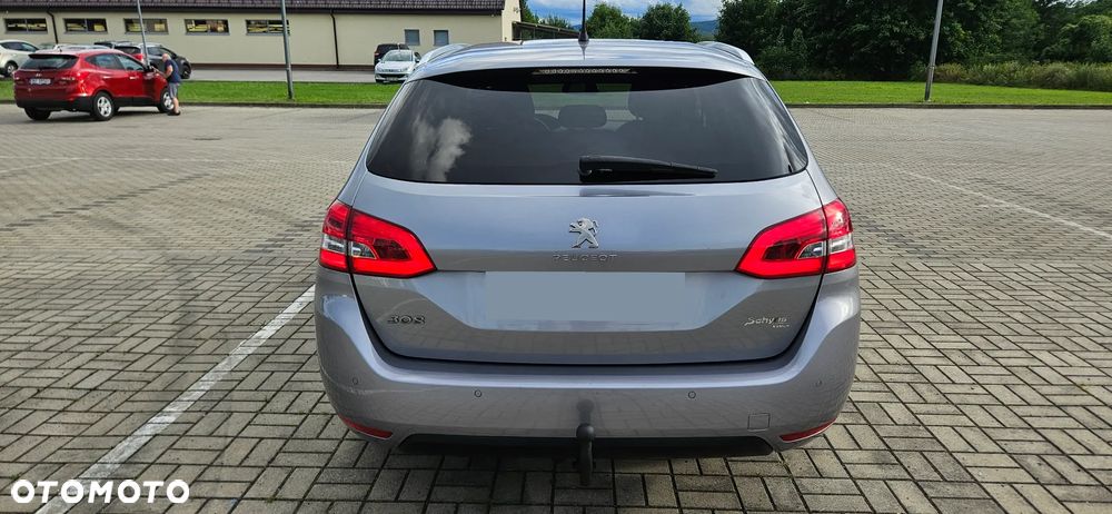 Peugeot 308 SW PureTech 110 Stop & Start Style - 18
