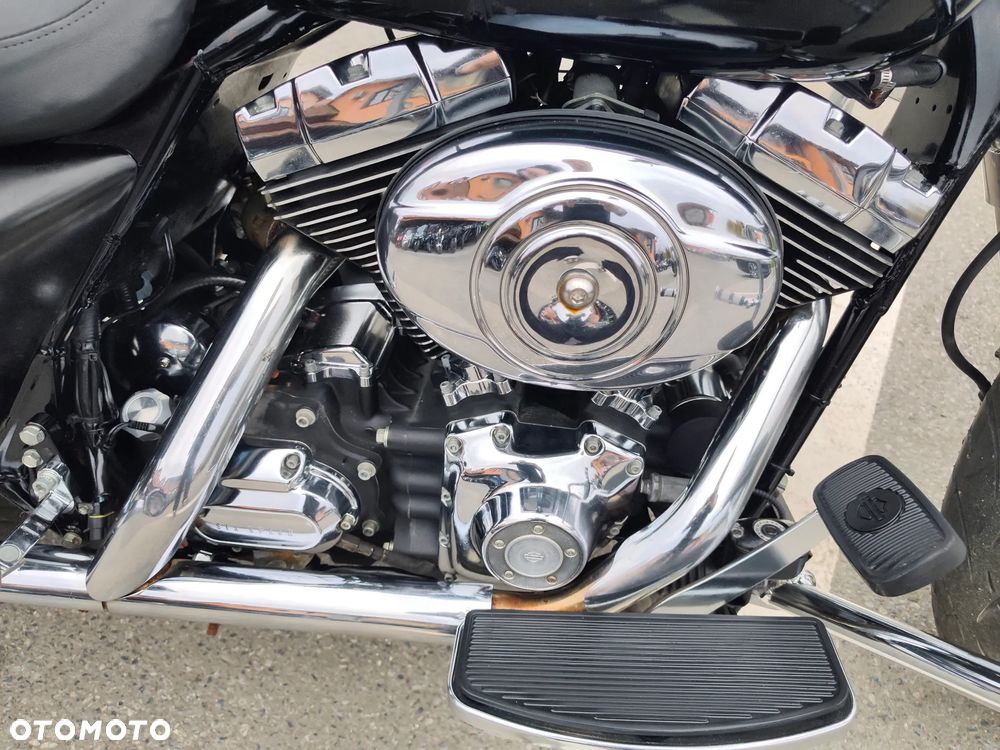 Harley-Davidson Touring Road King - 21