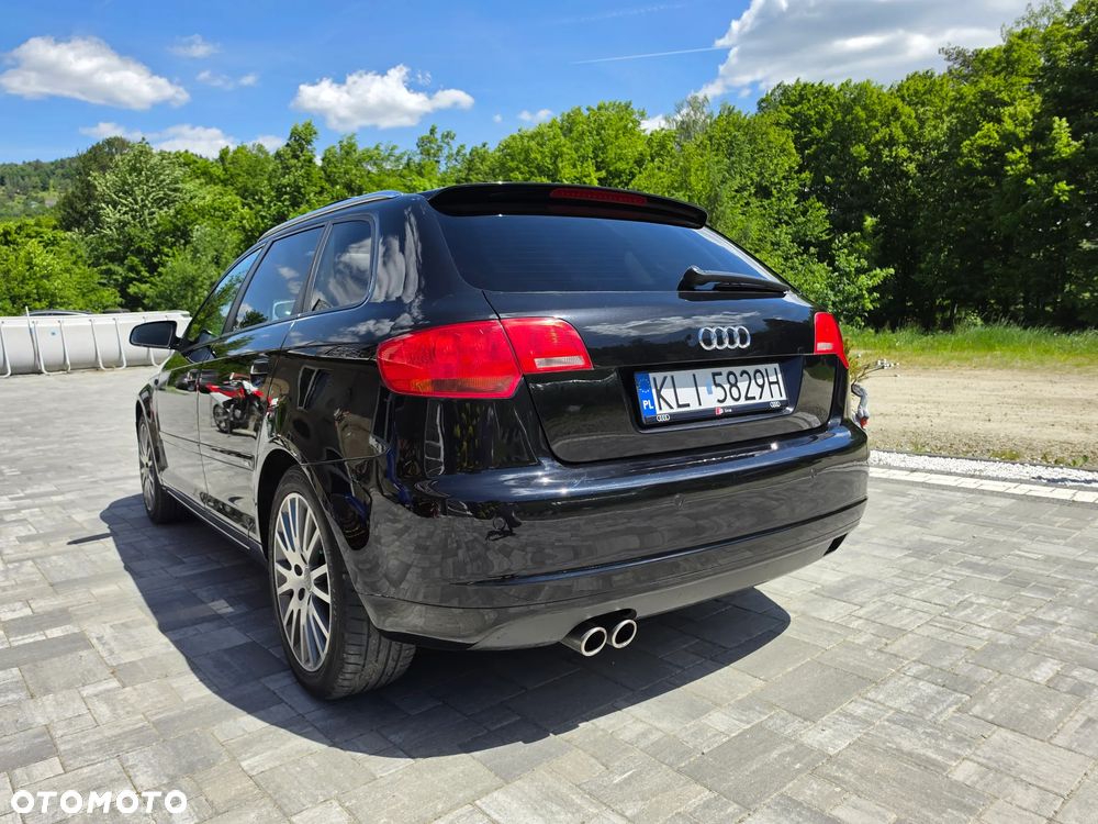 Audi A3 Sportback 2.0 TDI DPF quattro S line Sportpaket plus - 6