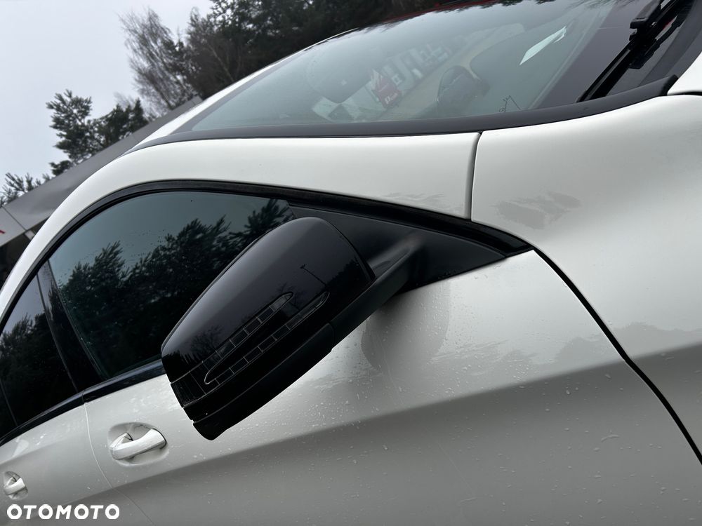 Mercedes-Benz CLA 220 d 7G-DCT Peak Edition - 23