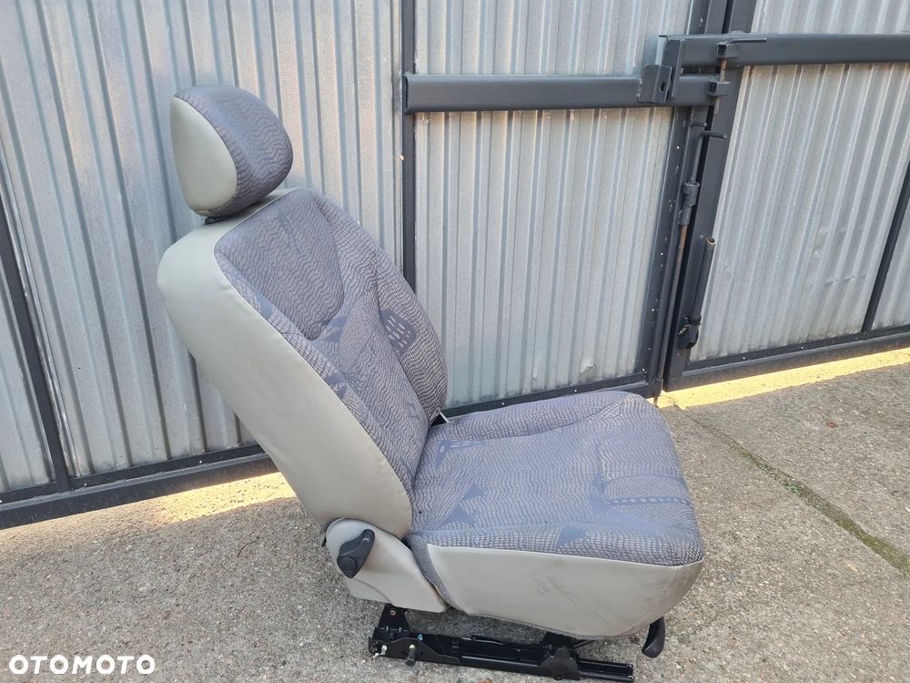 FOTEL KIEROWCY TRAFIC II, VIVARO ,PRIMASTAR 06-14 - 1