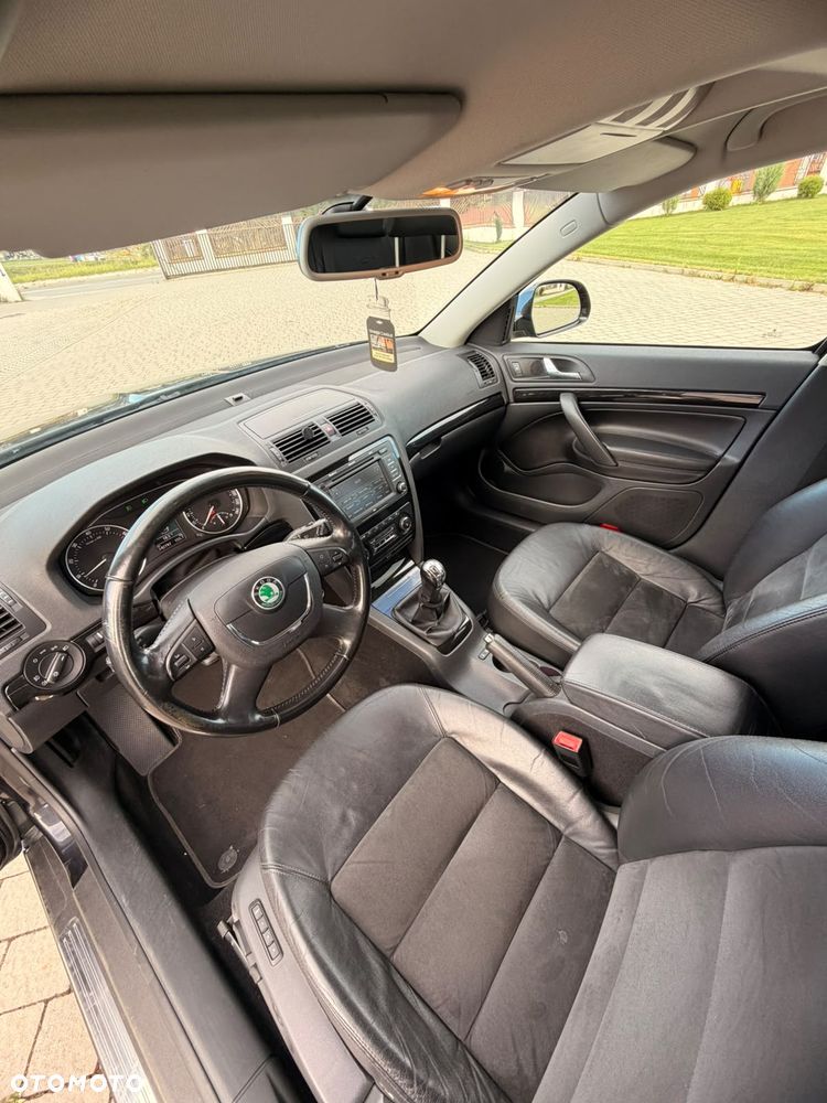 Skoda Octavia 1.8 TSI L&K - 10