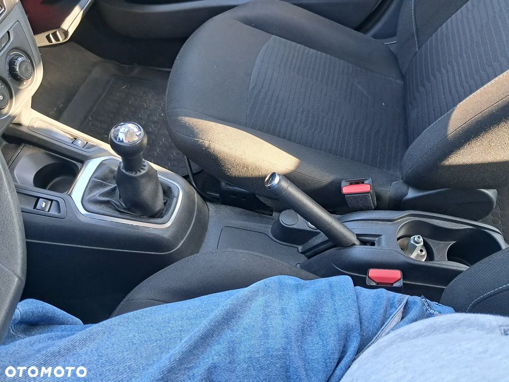 Peugeot 301 1.6 VTi Active - 32