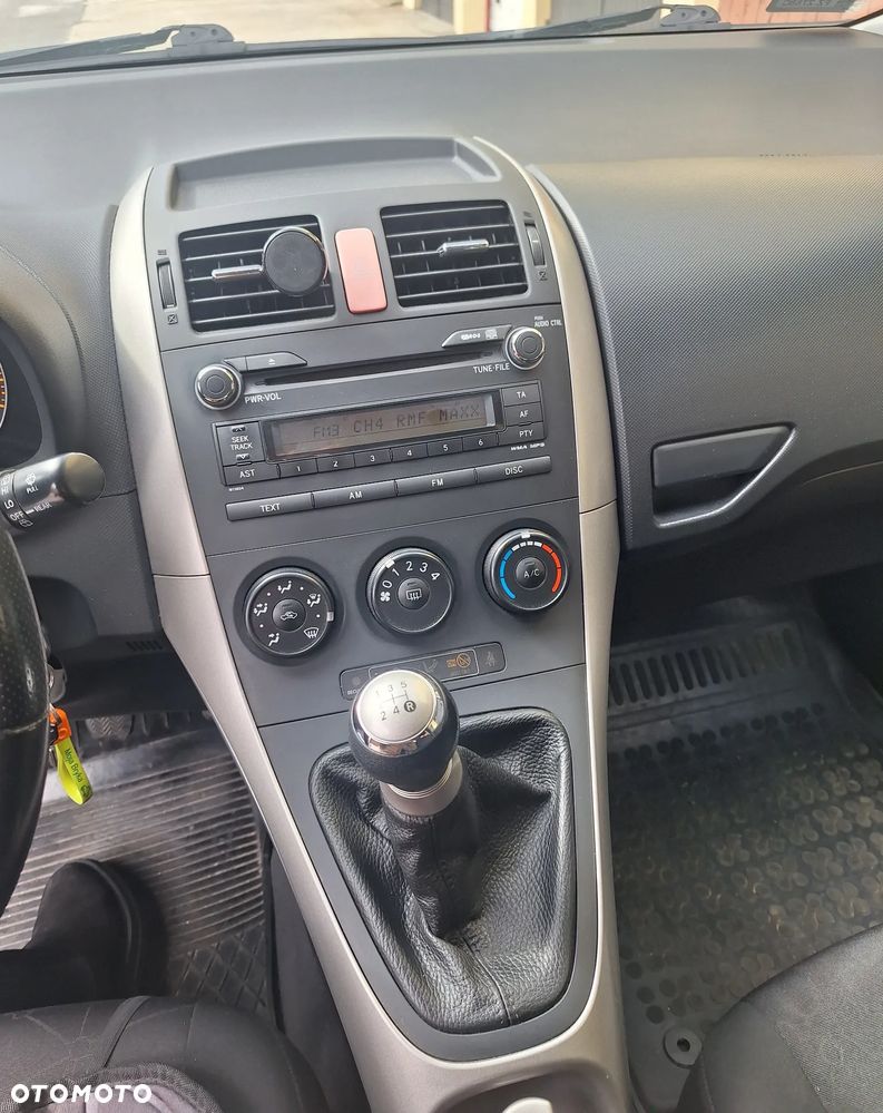 Toyota Auris 1.4 VVT-i Luna - 7