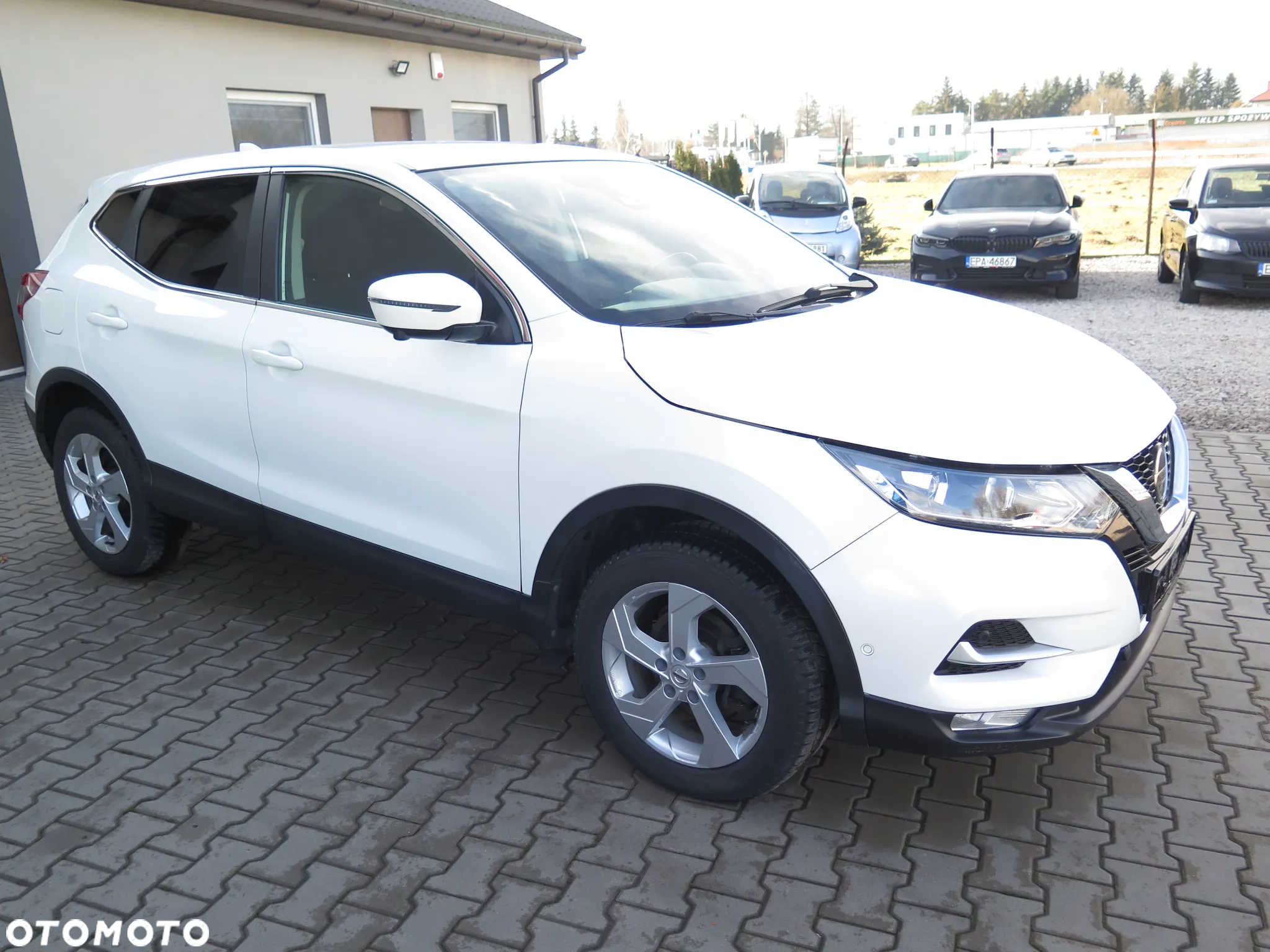 Nissan Qashqai 1.3 DIG-T Visia - 10