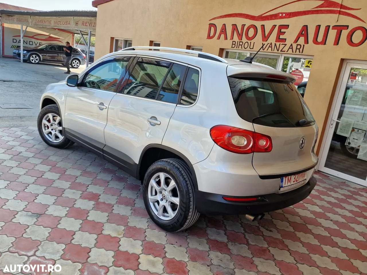 Volkswagen Tiguan 2.0 TDI 4Motion Sport & Style - 4