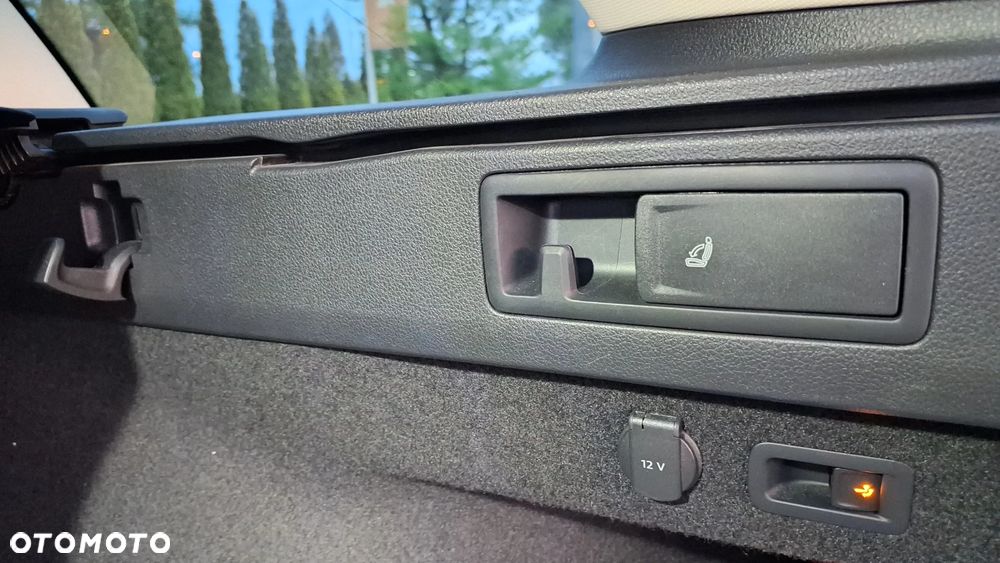 Volkswagen Passat Variant 2.0 TDI SCR 4Motion DSG (BMT) Highline - 27