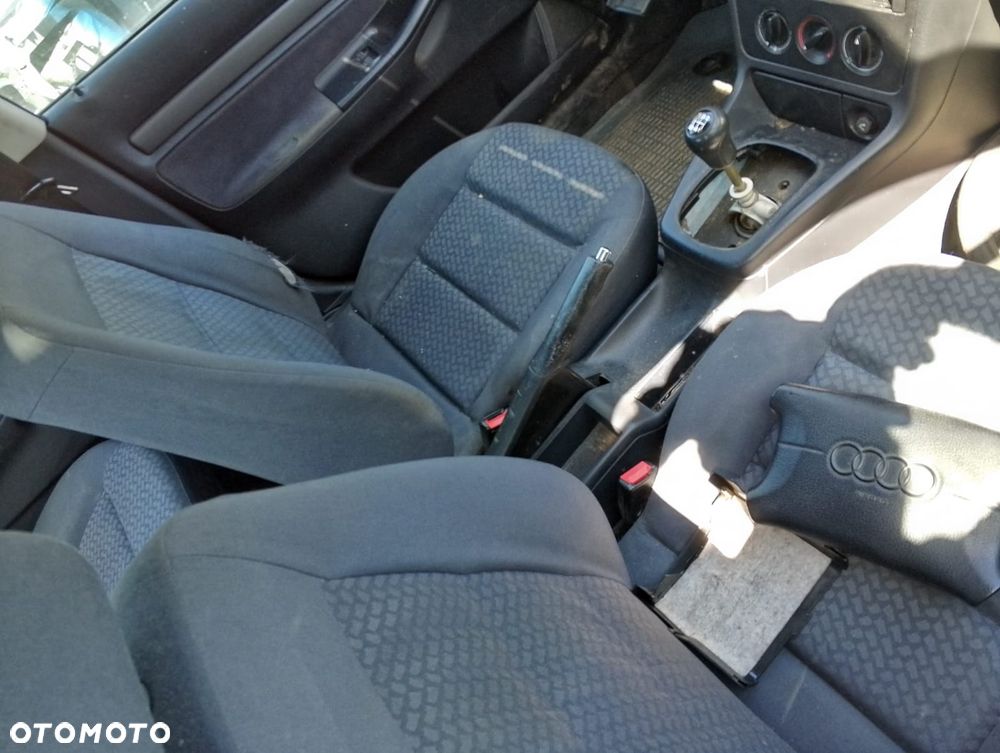 Citroen Xsara Picasso (98-04r.) 2.0 HDI 89KM. Silnik RHY Skrzynia 20DL65 lakier KPK - MAURITIUS BLUE . Cały na części. GWARANCJA !!!  Przód Tył Zestaw Komplet Drzwi Klapa Zderzak Błotnik Maska Grill Atrapa Szyba Pas Lampa Lusterko Boczki Fotel Kanapa Kokpit Deska Rozdzielcza Przełącznik Włącznik Sterownik Przewody Wiązka Instalacja Moduł Komputer Czujnik Listwa Pompa Alternator Wtryski Głowica Rozrusznik Kompresor Sprzęgło Dwumas Silnik Skrzynia ABS Klimatyzacji Paliwa Wspomagania Kolektor Turbina Przepustnica Zawór Chłodnica Koło Hak Belka Sanki Zawieszenie Mcpherson Półoś Amortyzator Wydech Tłumik Zacisk Most - 10