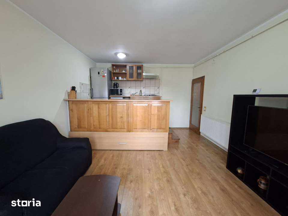 Apartament de inchiriat | 2 camere | Decomandat | Etaj 2 | Cartier Șt — fotografia 1