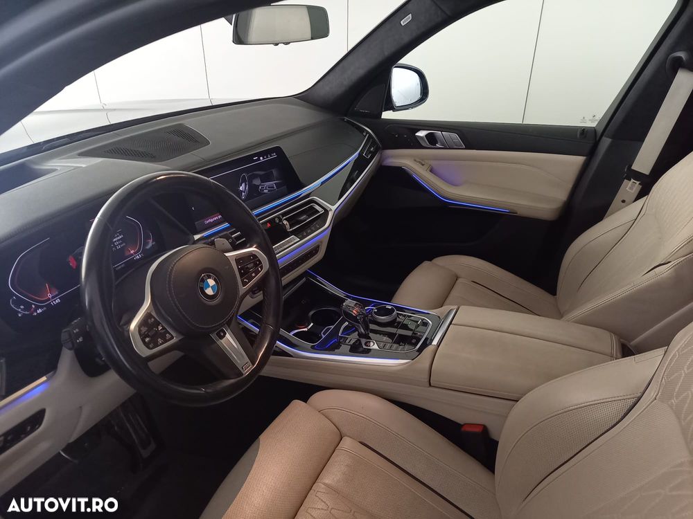 BMW X7 xDrive40i - 11