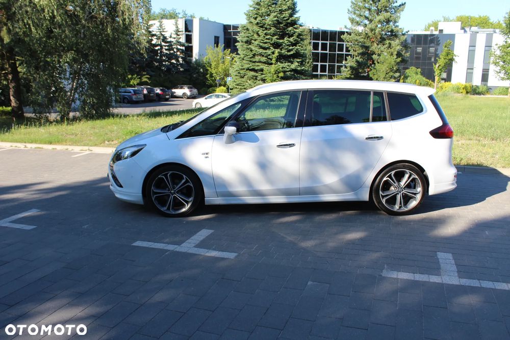 Opel Zafira Tourer 1.4 Turbo ecoFLEX Start/Stop Sport - 2