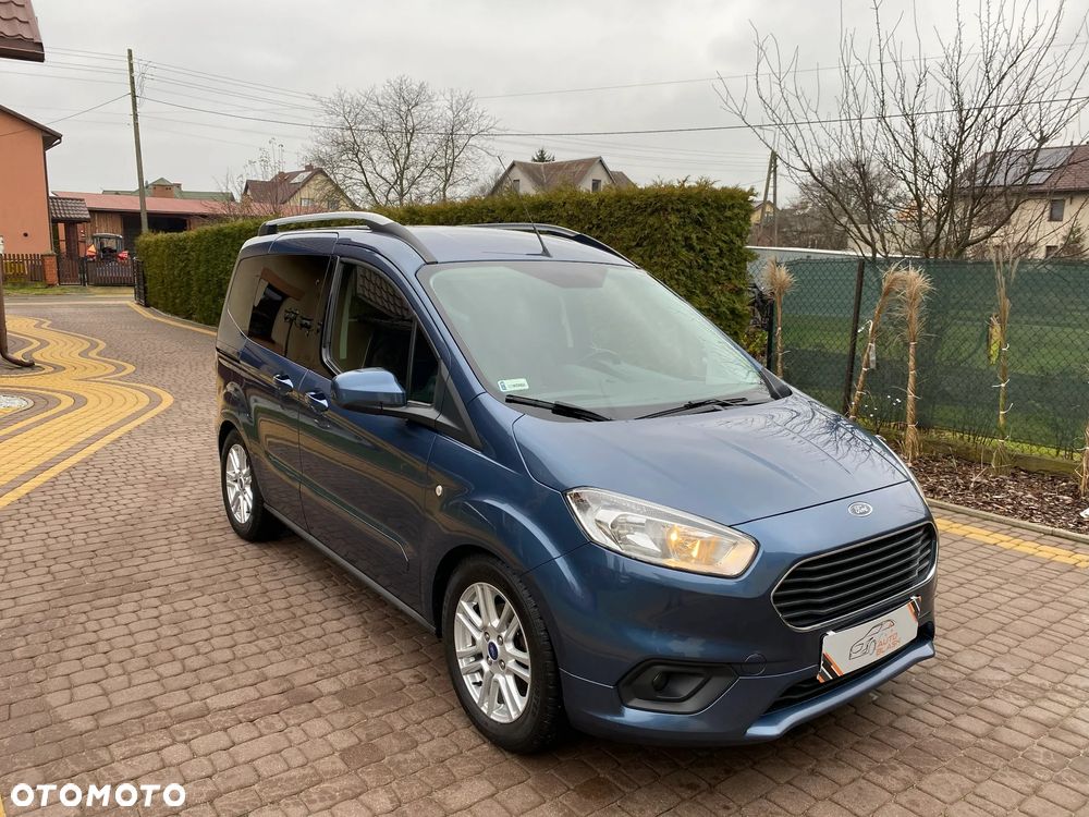 Ford Tourneo Courier 1.5 TDCi Titanium - 5