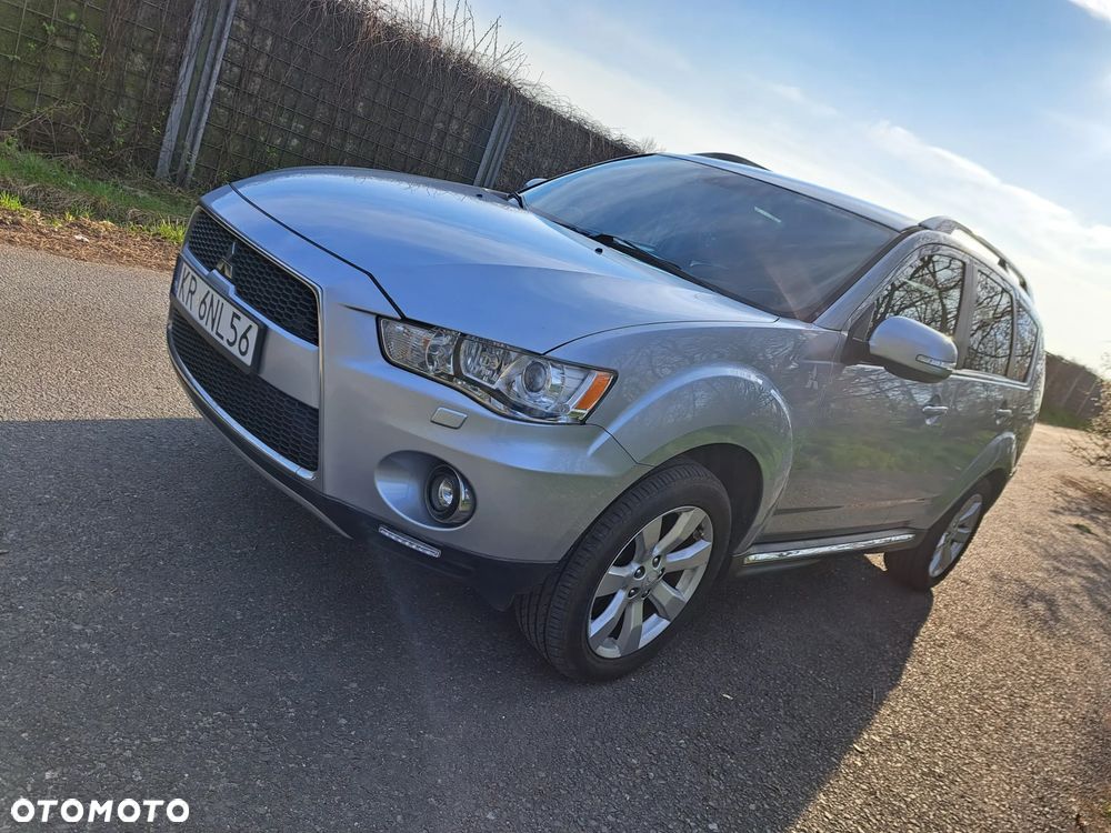 Mitsubishi Outlander 2.0 DID Intense + - 1