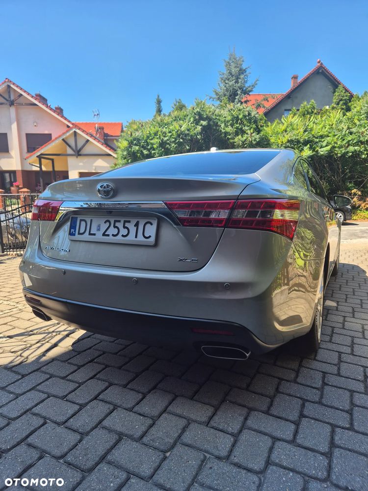 Toyota Avalon 3.5 XL - 13