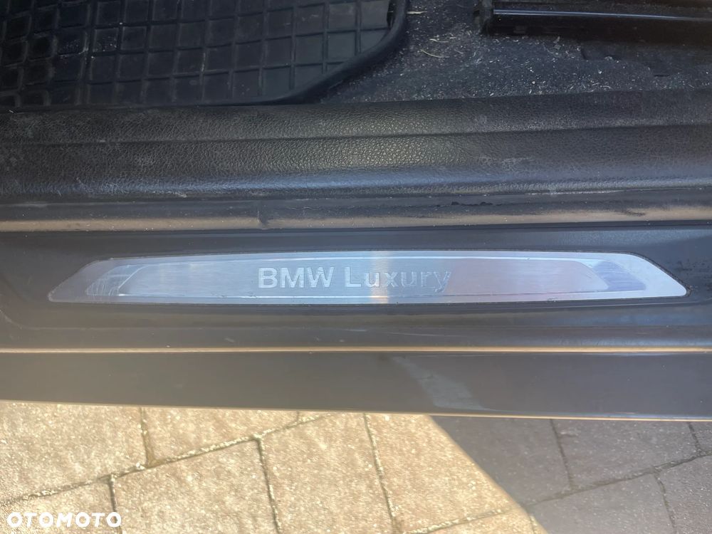 BMW Seria 3 320d Luxury Line - 8