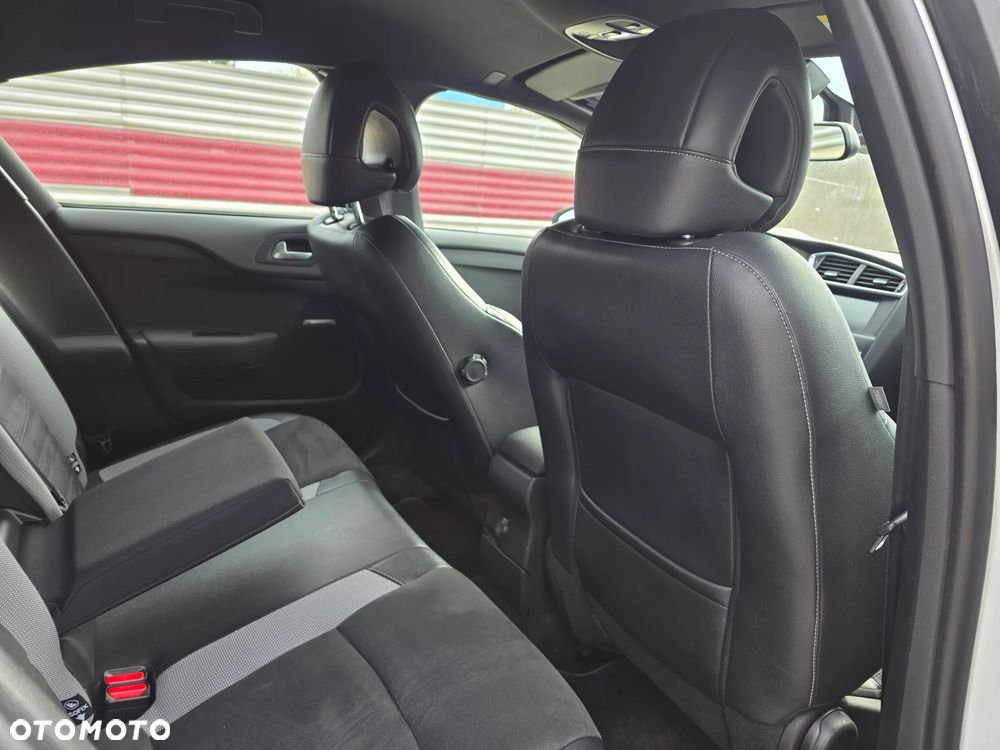 DS Automobiles DS 4 - 18