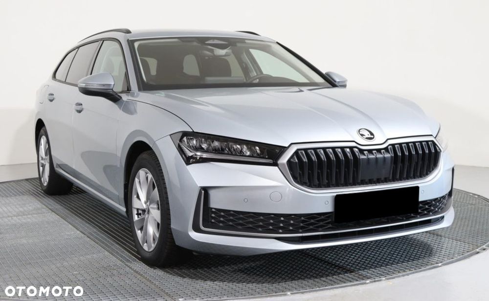Skoda Superb 2.0 TDI SCR Drive DSG - 9
