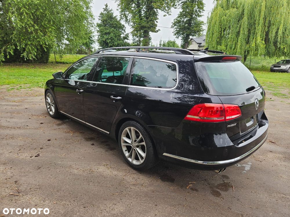 Volkswagen Passat - 14