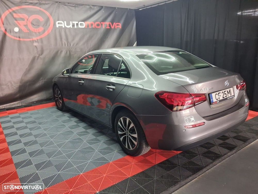 Mercedes-Benz A 200 Limousine d Progressive Aut. - 6