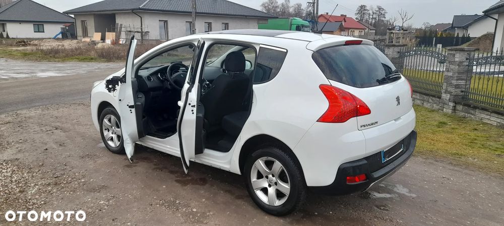 Peugeot 3008 HDi FAP 115 Family - 4