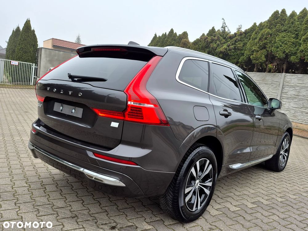Volvo XC 60 T6 Plug-In Hybrid AWD Inscription - 32