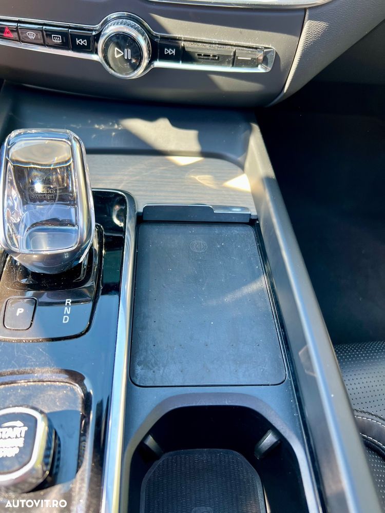 Volvo XC 60 B5 D AWD Geartronic Inscription - 35