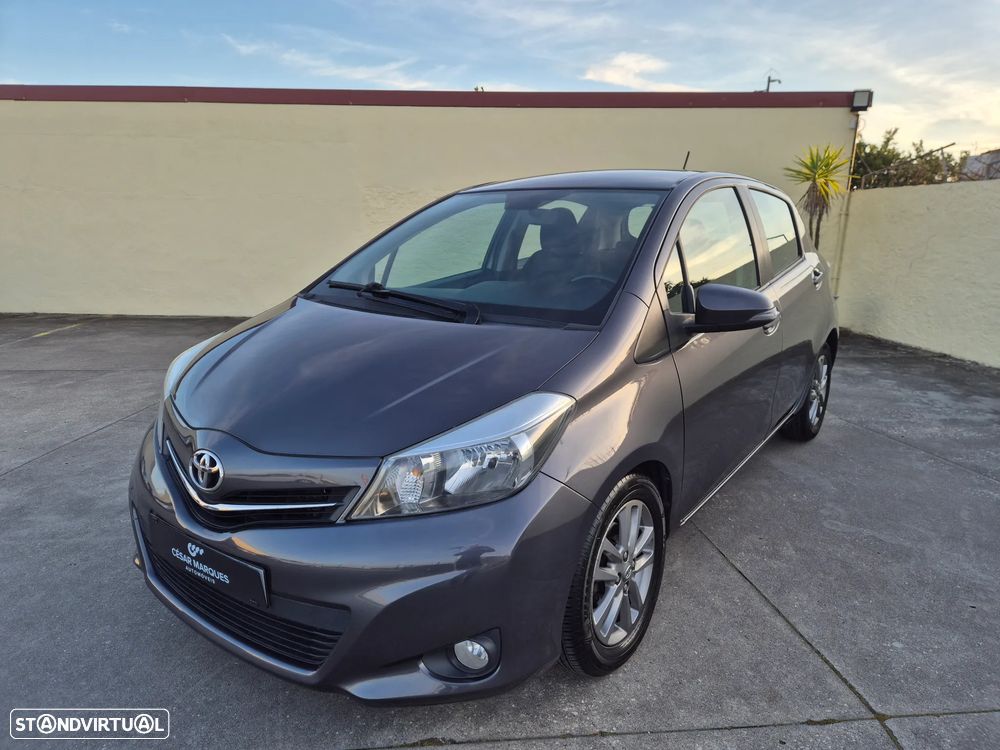 Toyota Yaris 1.4 D-4D Comfort+P.Style - 13