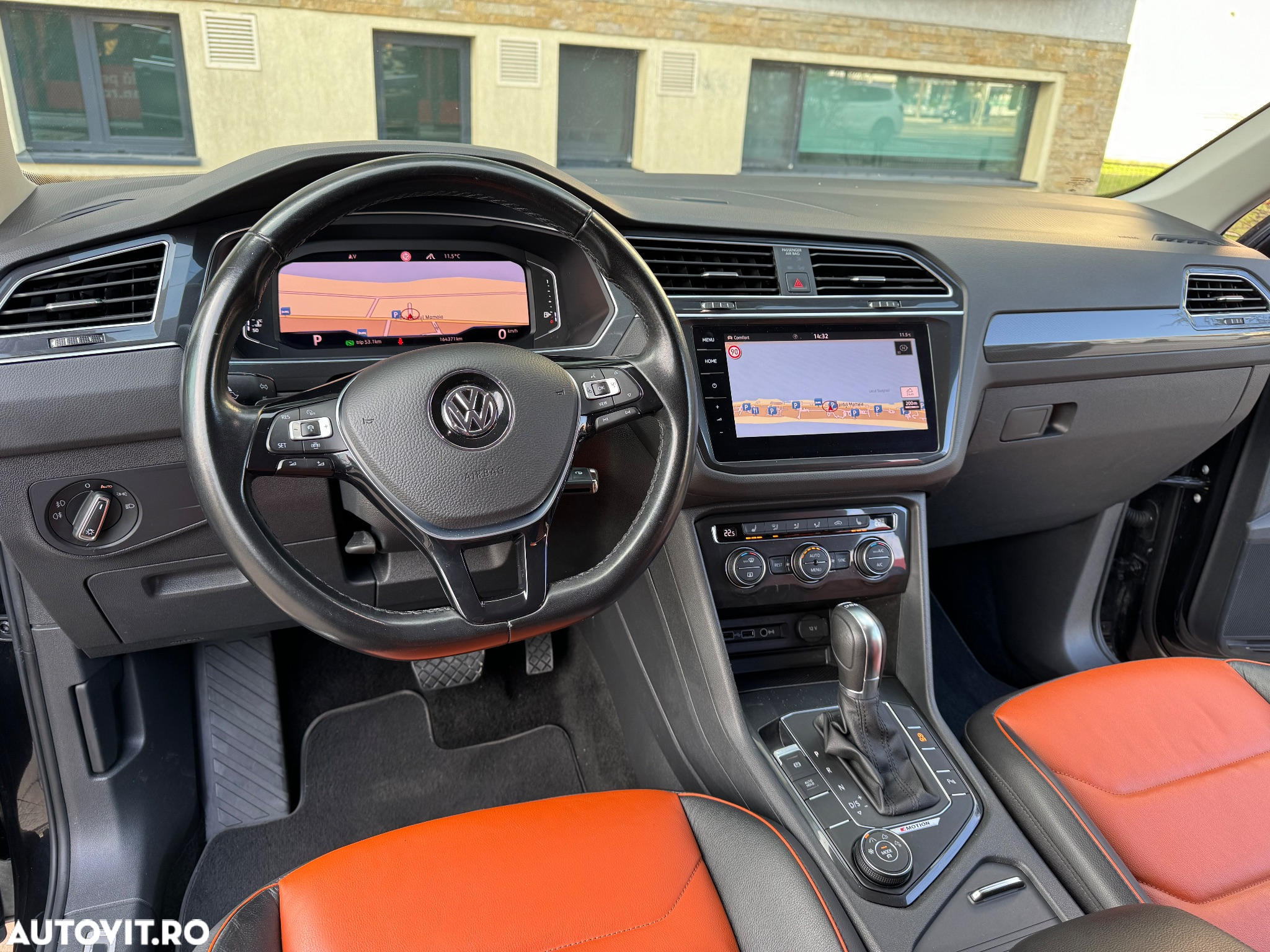 Volkswagen Tiguan 2.0 TDI 4Mot DSG Highline - 33