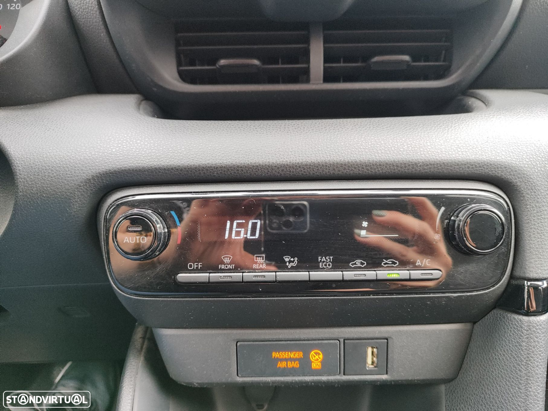 Toyota Yaris - 14