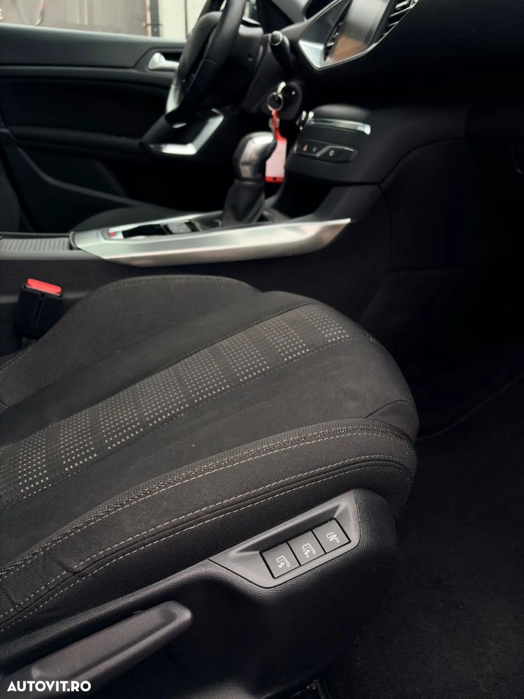 Peugeot 308 SW PureTech 130 GPF EAT8 Stop & Start Tech Edition - 8