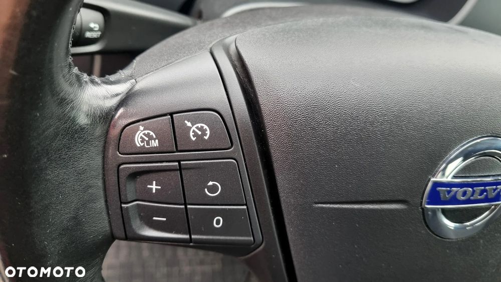 Volvo V40 Cross Country D2 - 22