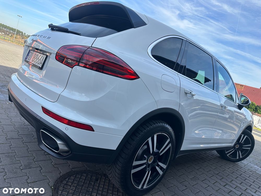 Porsche Cayenne Diesel Platinum Edition - 8