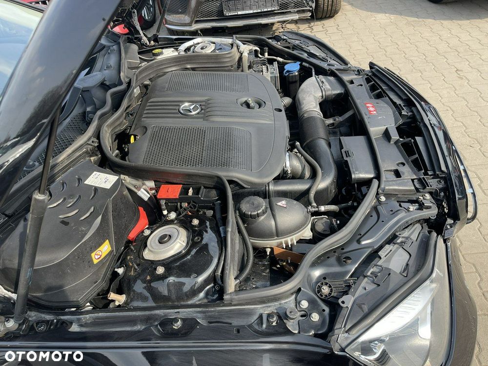 Mercedes-Benz Klasa E 200 CDI 7G-TRONIC Avantgarde - 16